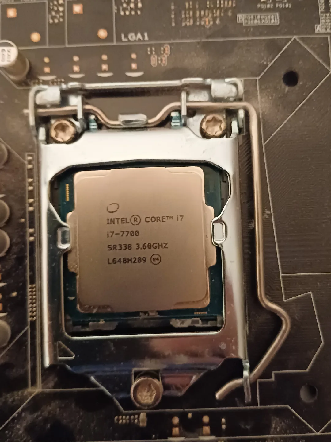 Intel Core i7-7700 CPU & ASUS Q270CI Motherboard image indicator(2)