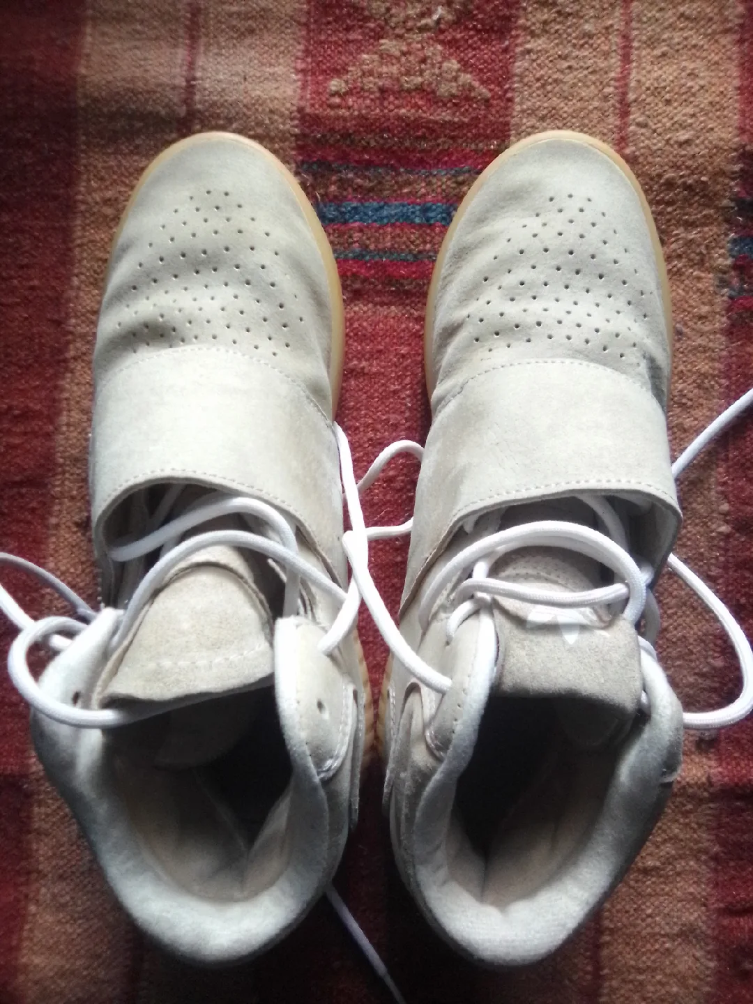 Men's sz 7.5 Suede Adidas Tubular Invaders image indicator(4)