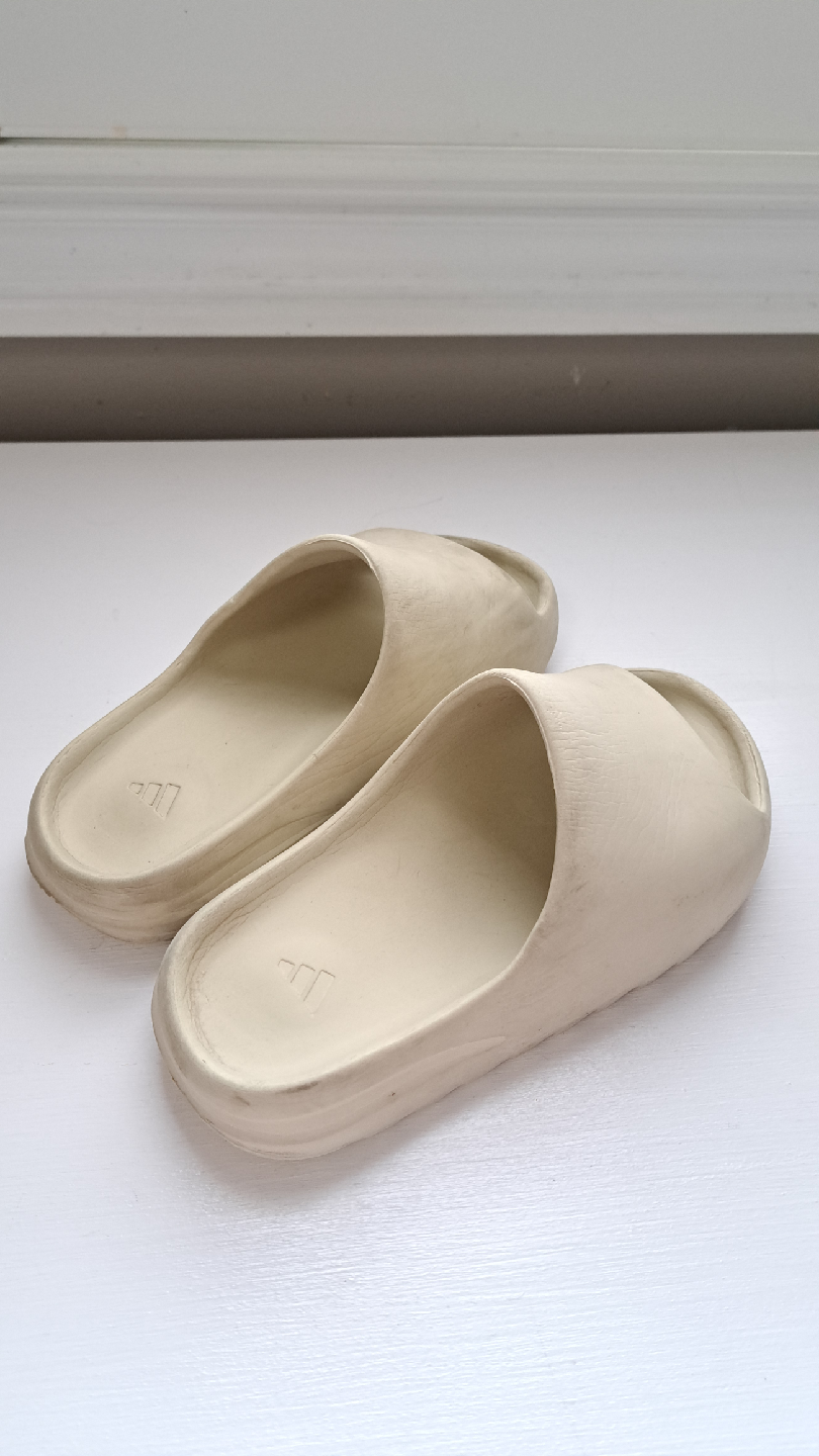 Adidas Yeezy Slide Sz 6.5 US - photo 2