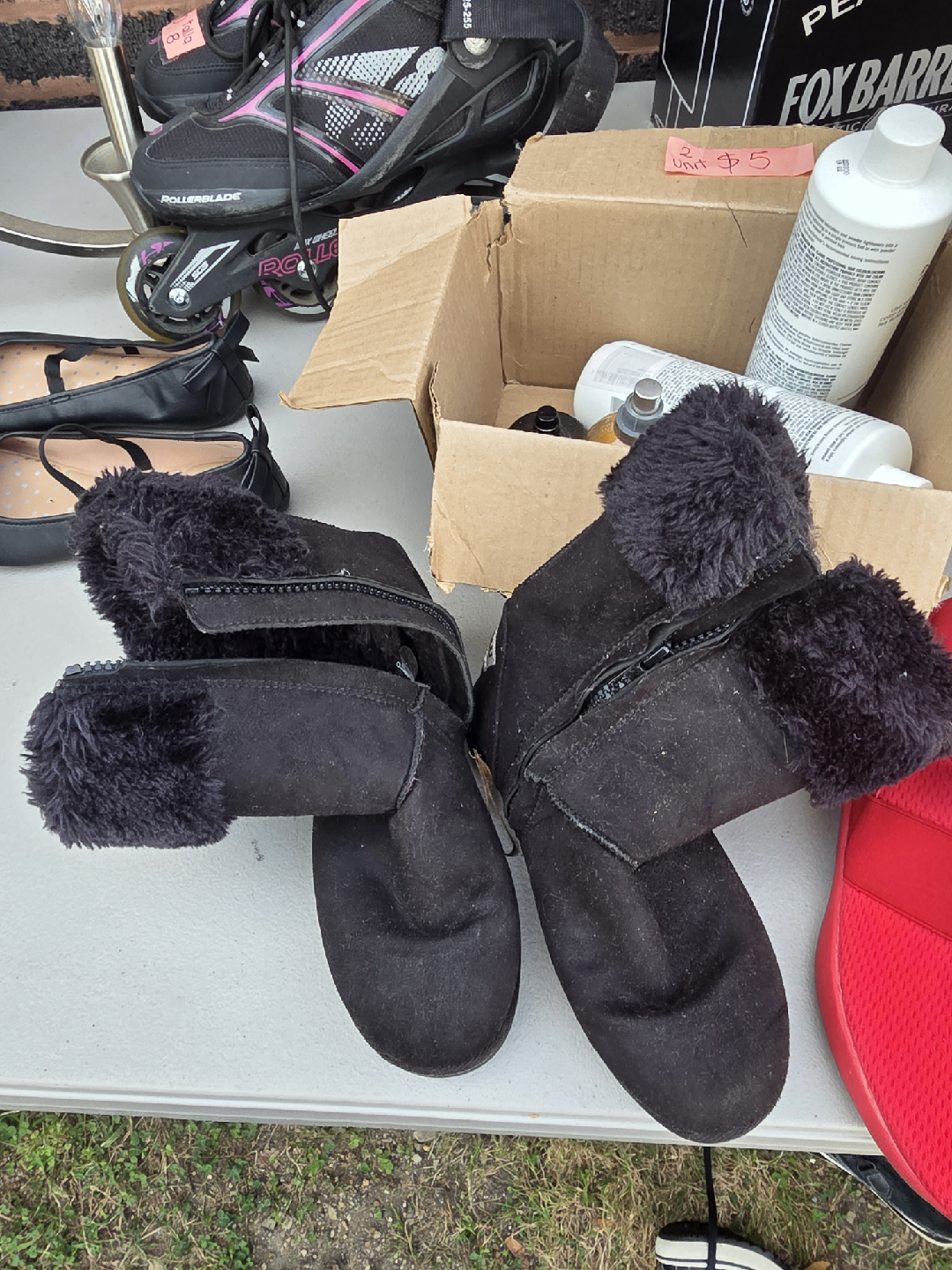 Mixed Lot of Shoes and Rollerblades - photo 3
