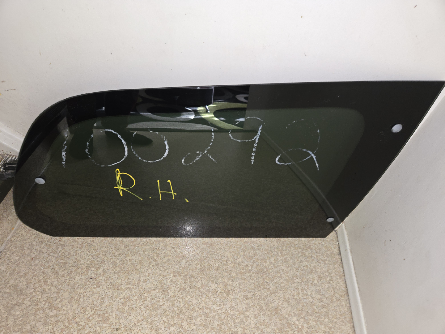 Car Window Glass - photo 4