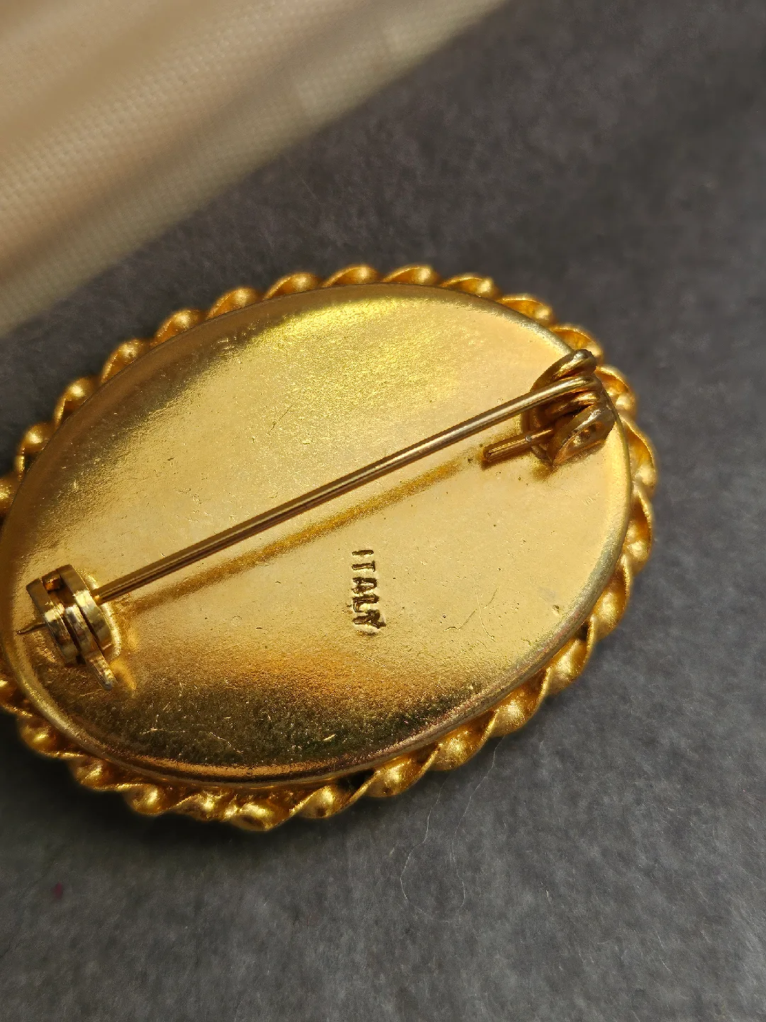 Vintage Italian Micro Mosaic Floral Brooch image indicator(3)