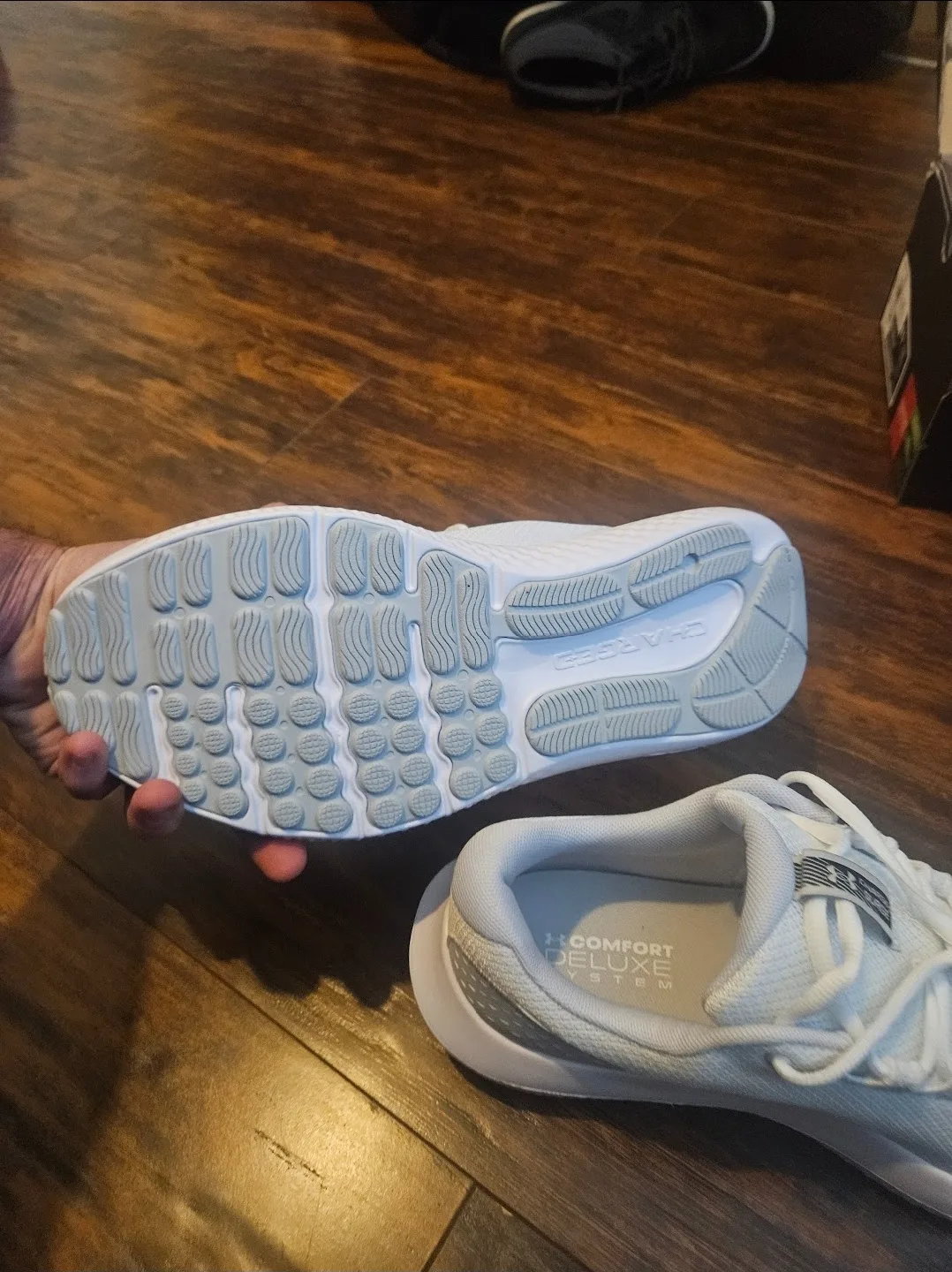 Under Armour Mens Charged Surge 4 Running Shoes image indicator(7)