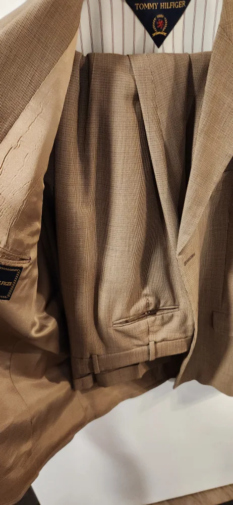 Tommy Hilfiger Suit - Men's image indicator(3)