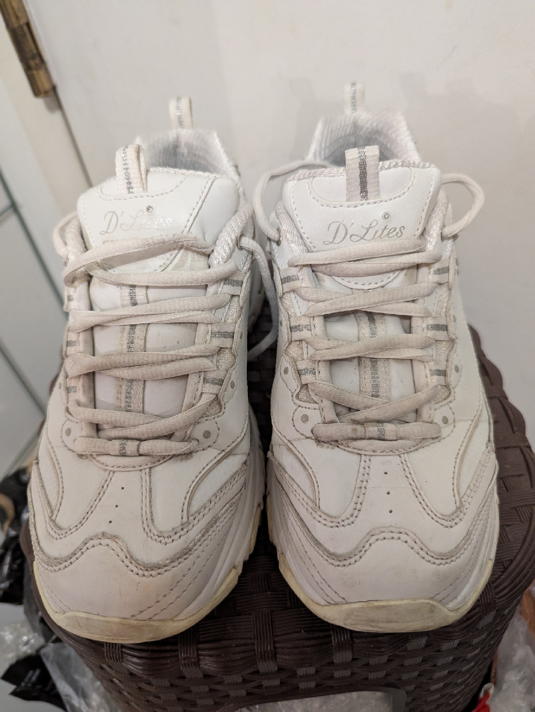 Skechers D'Lites White Sneakers, size 9
