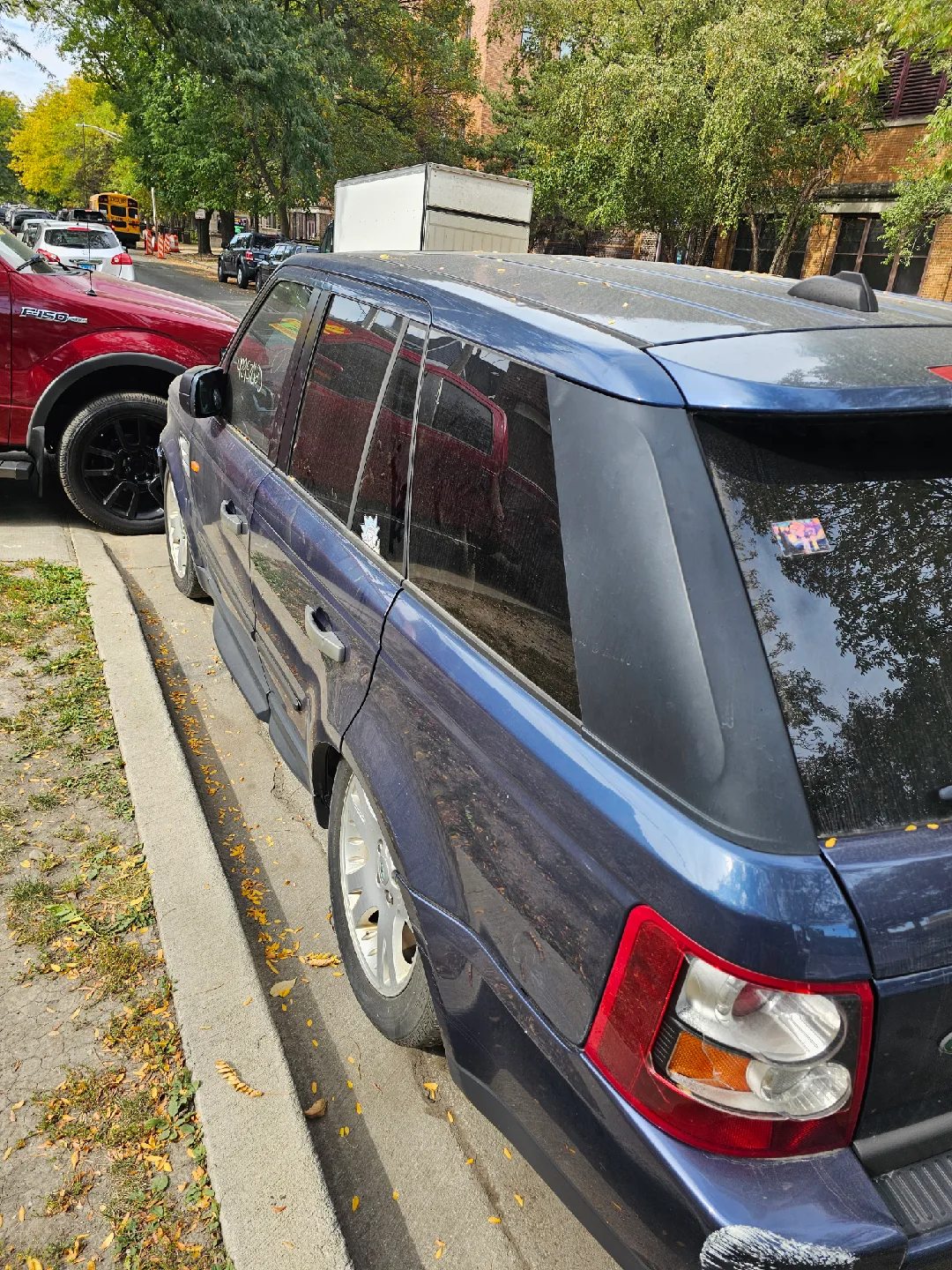 Range Rover Sport HSE image indicator(6)