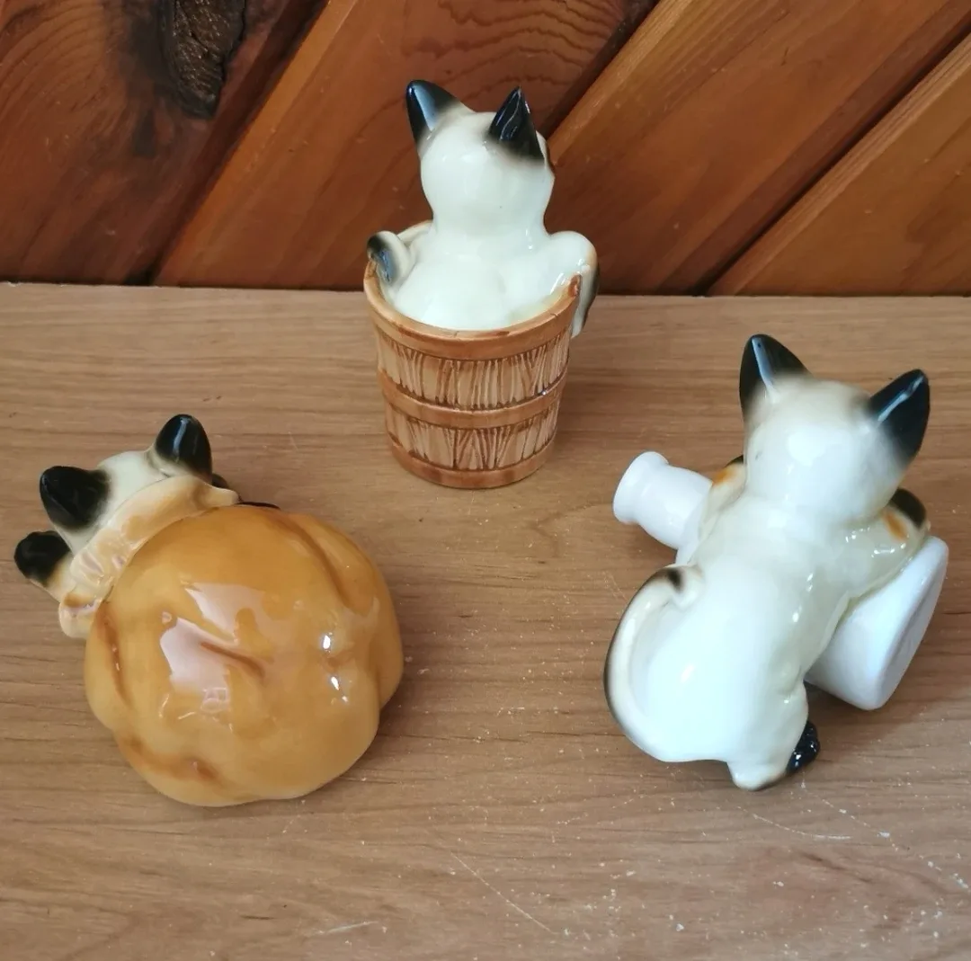 Set of 3 Vintage Siamese Cat Figurines image indicator(3)