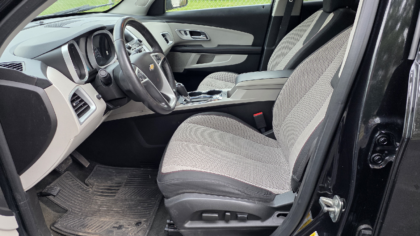 2013 Chevrolet Equinox LT AWD SUV - Black SUV - photo 5