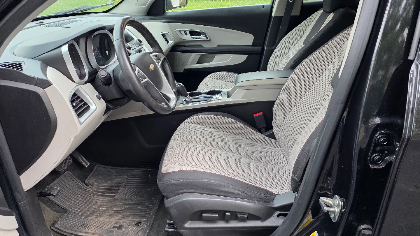 2013 Chevrolet Equinox LT AWD SUV - Black SUV image indicator(5)