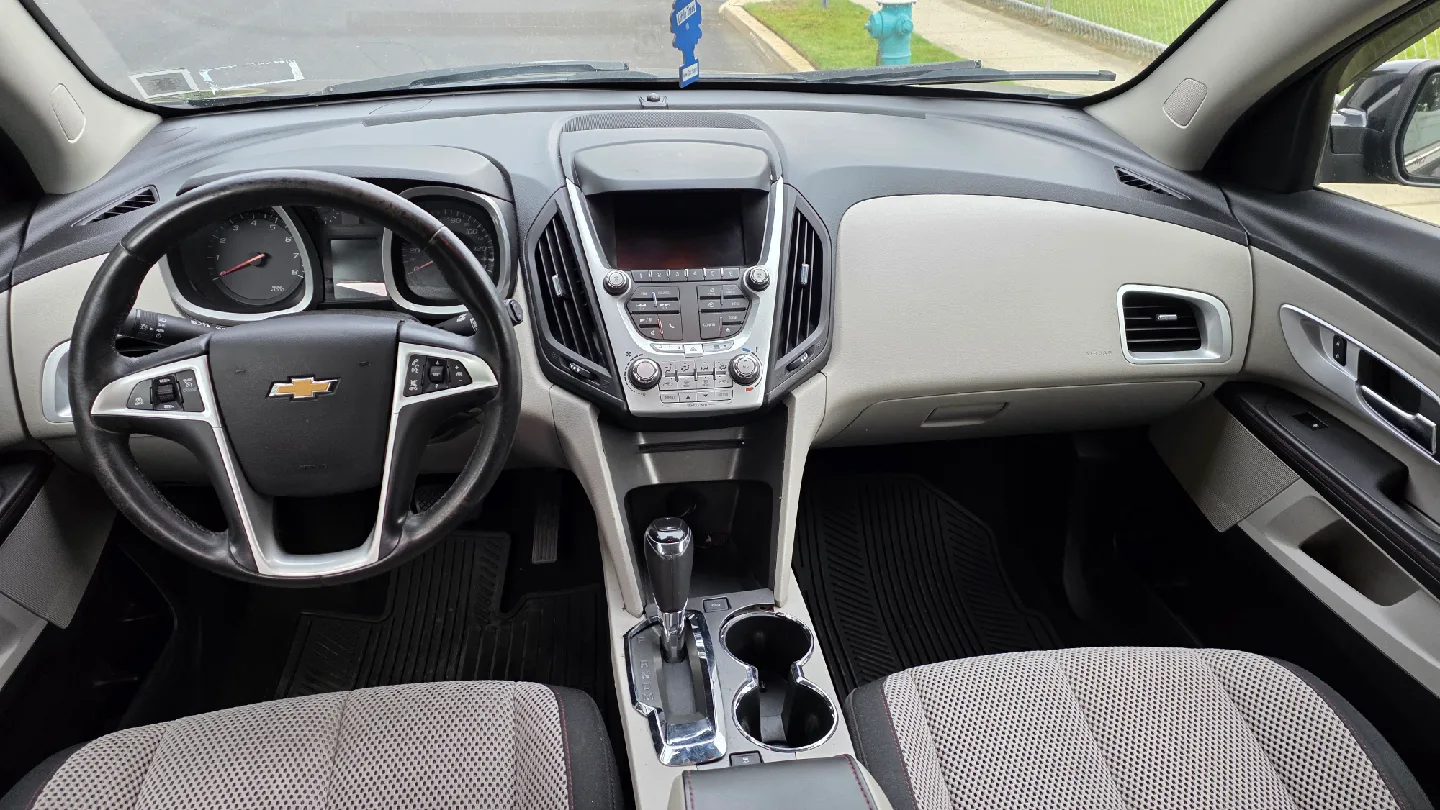 2013 Chevrolet Equinox LT AWD SUV - Black SUV image indicator(7)