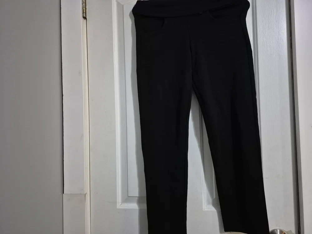 Black Pants image indicator(2)
