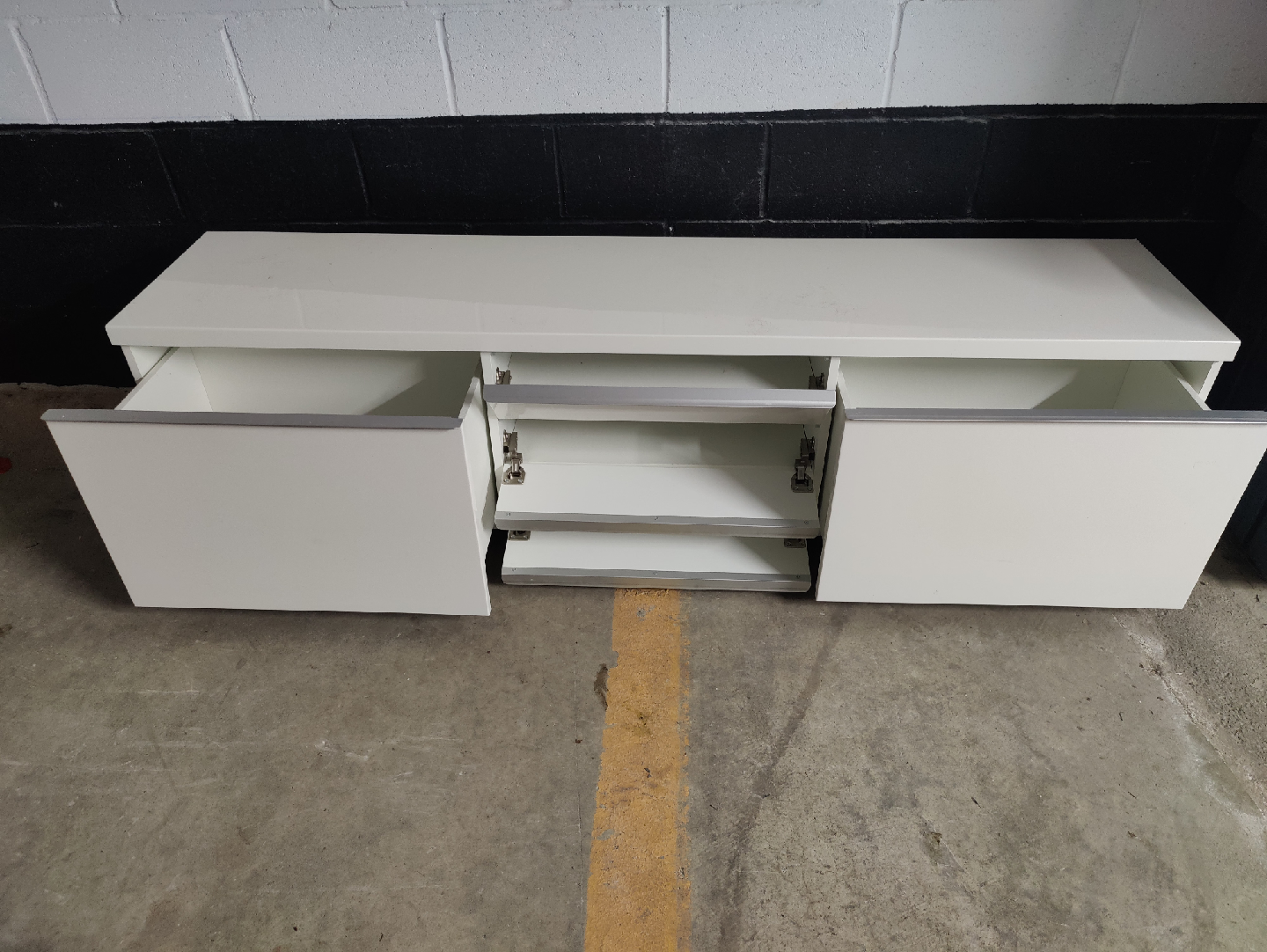 IKEA TV Stand White  Besta burs - photo 3