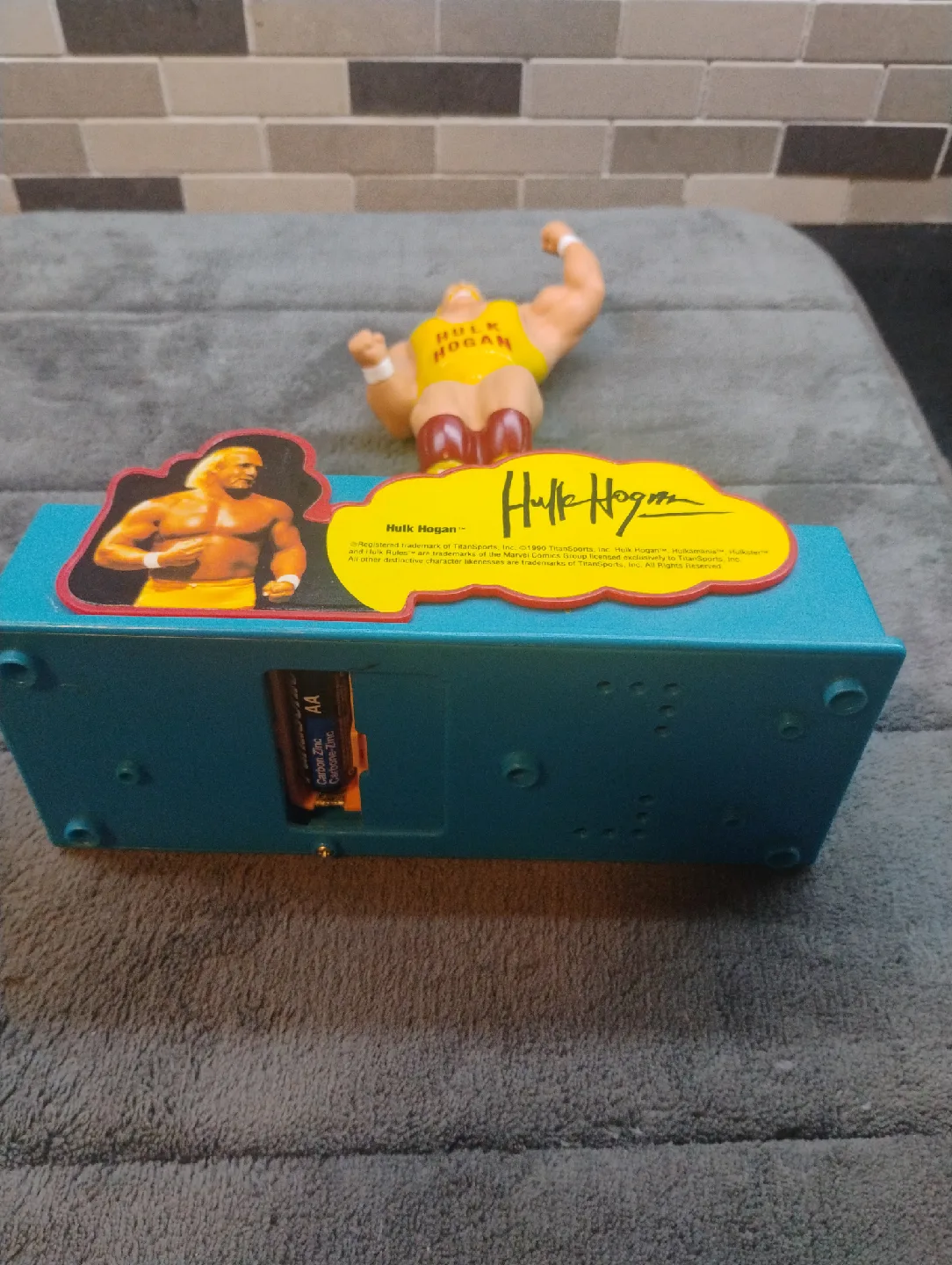 Vintage Hulk Hogan TitanSports toothbrush holder image indicator(2)