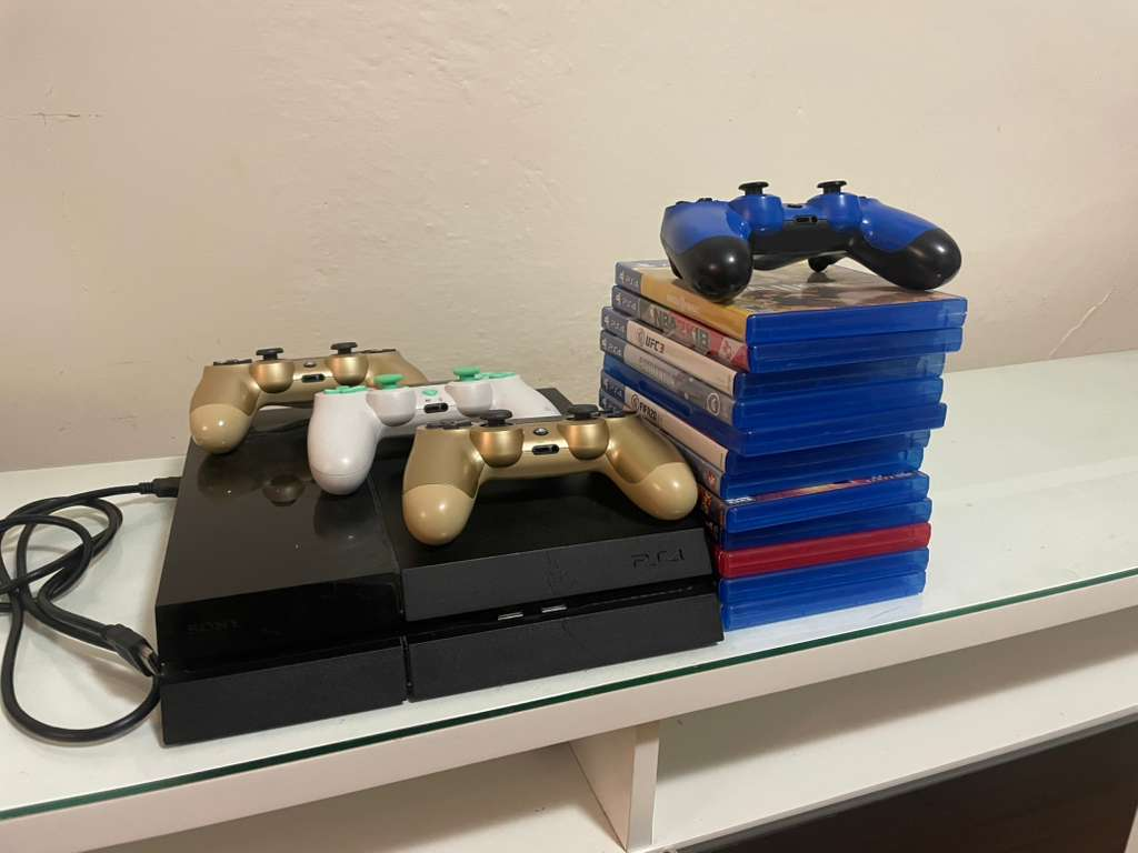 PS4 Console, Games & Controllers - photo 2