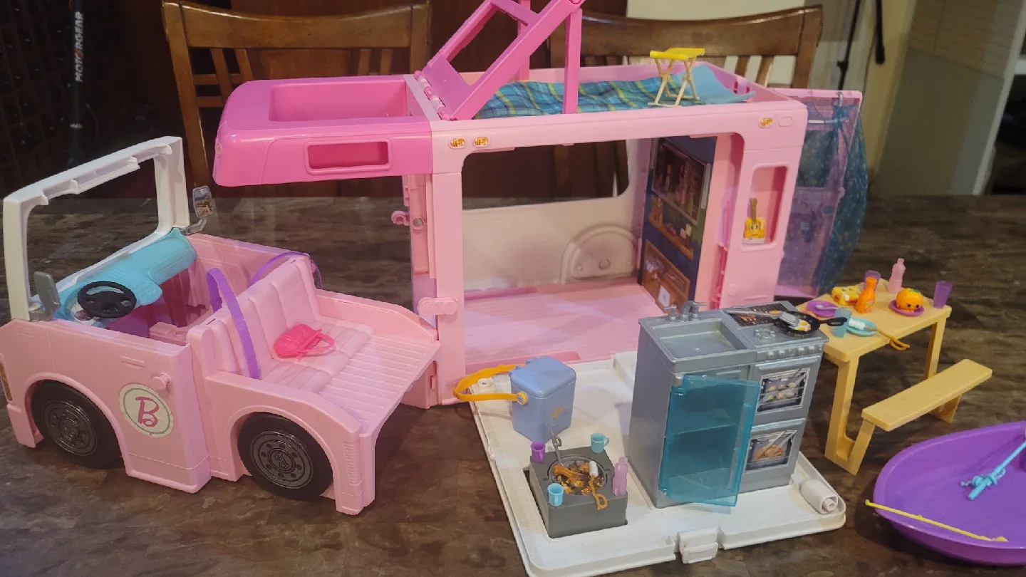 Barbie Dream Camper Toy Set image indicator(3)