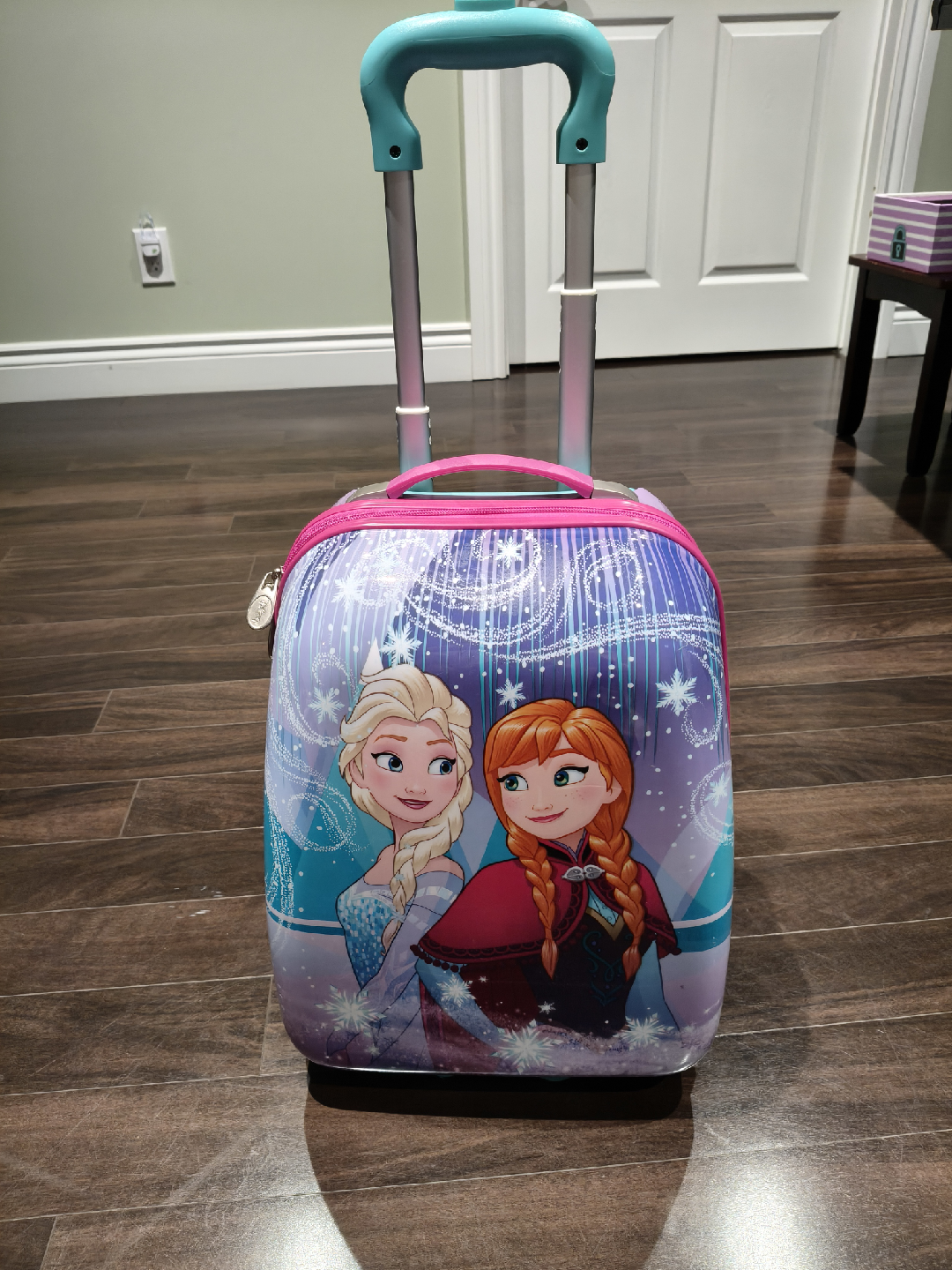 Disney Frozen Rolling Luggage - photo 2