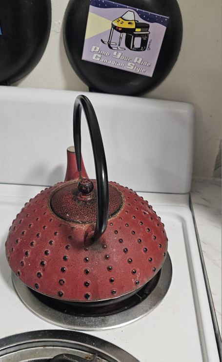 Red Cast Iron Teapot - photo 2