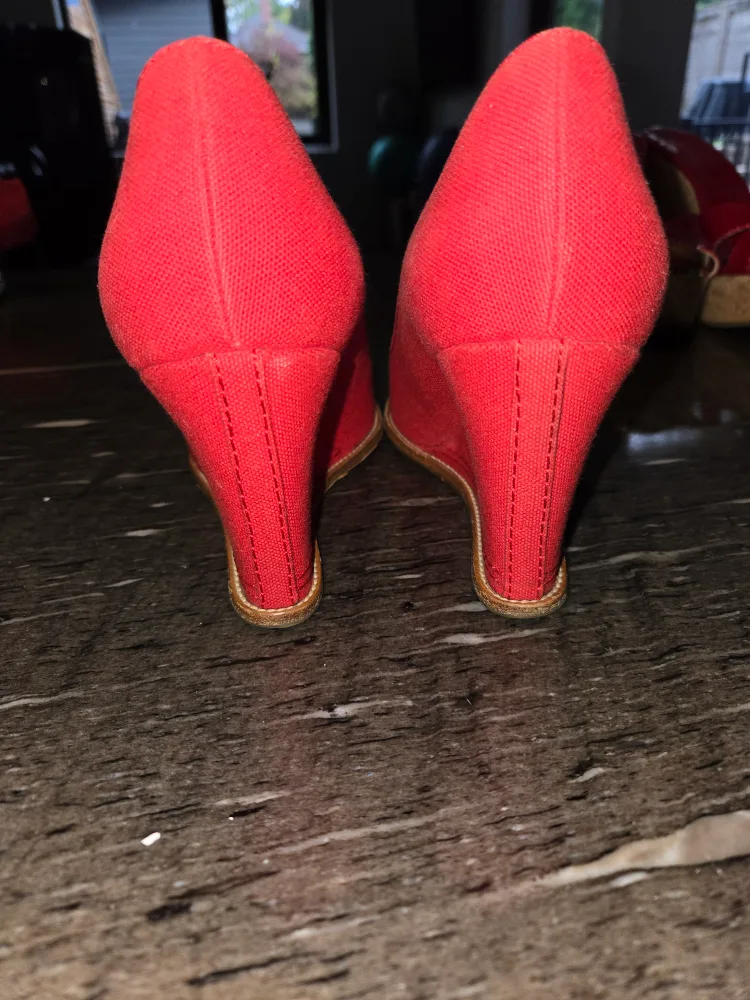 Chanel Red Wedge Heels image indicator(4)