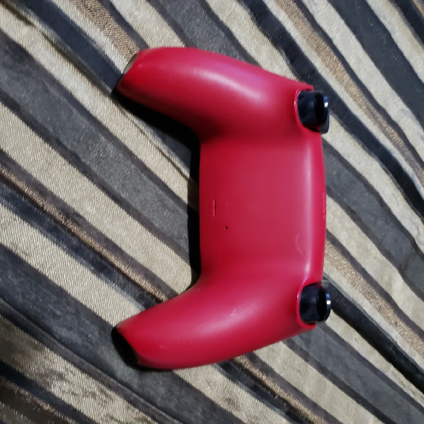 Red Sony PlayStation 5 DualSense Controller image indicator(2)