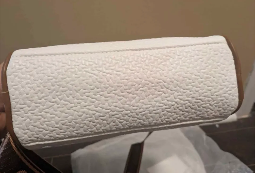 brand new stylish Beige Crossbody Bag for women image indicator(7)