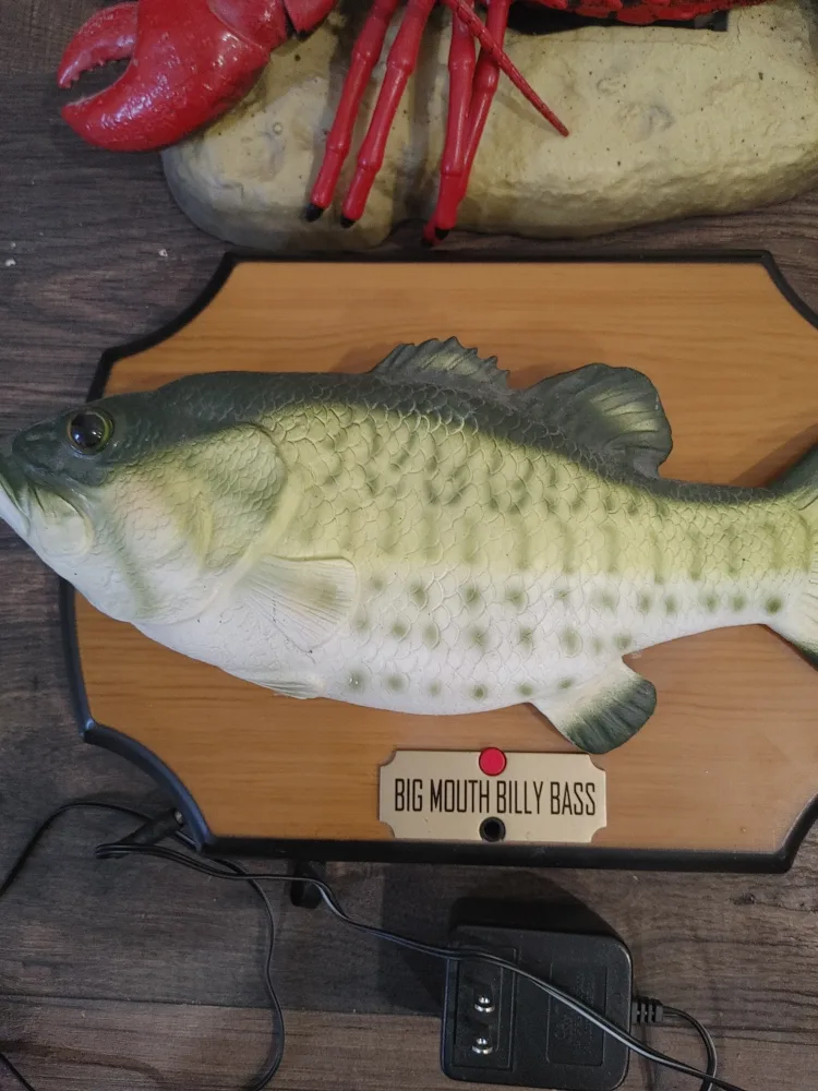 🧡TALKING BASS & CHATTY LOBSTER MINT CONDITION BOTH FOR $10☺️ image indicator(2)