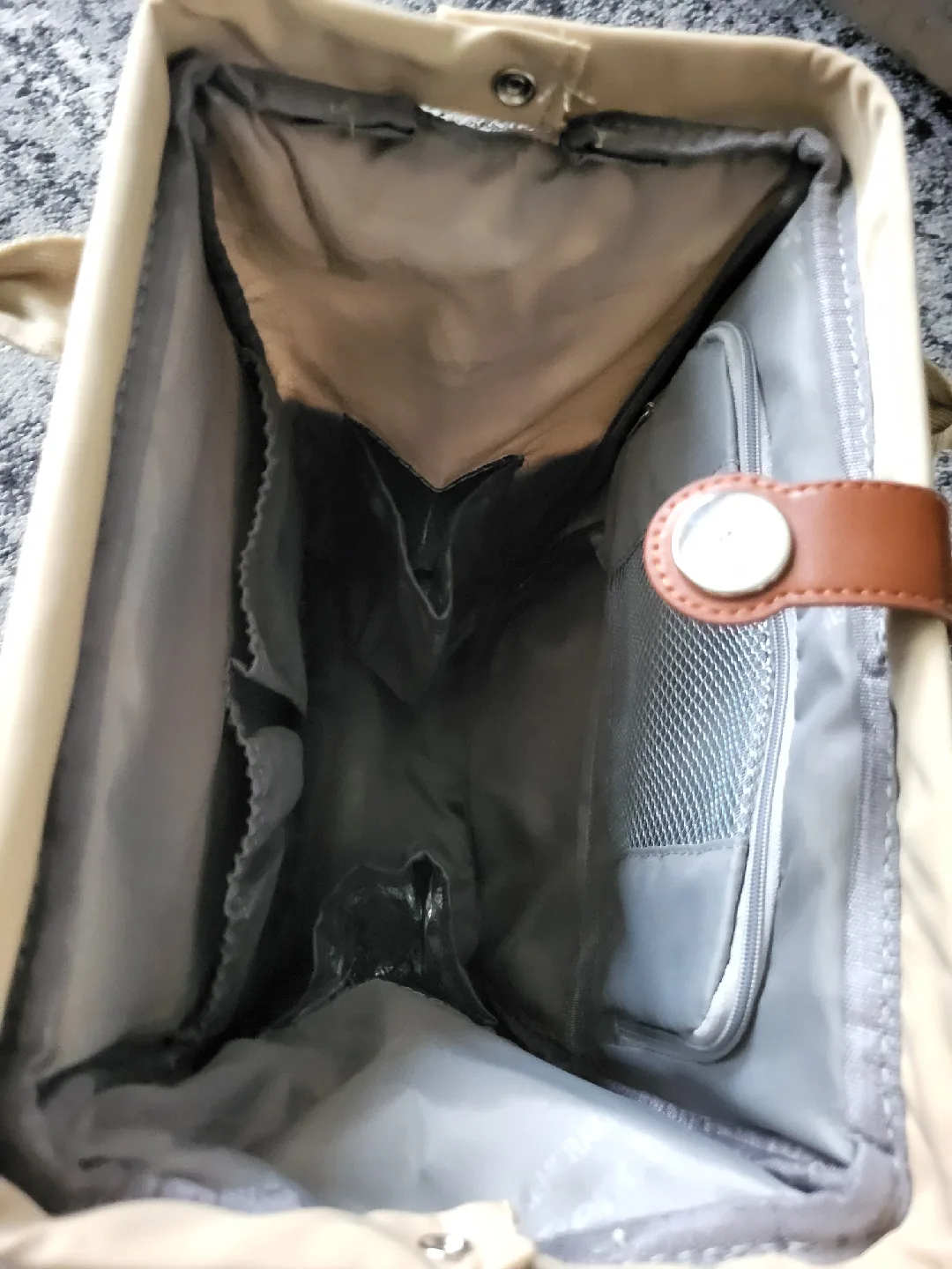 Fierte Diaper Backpack - Beige image indicator(6)