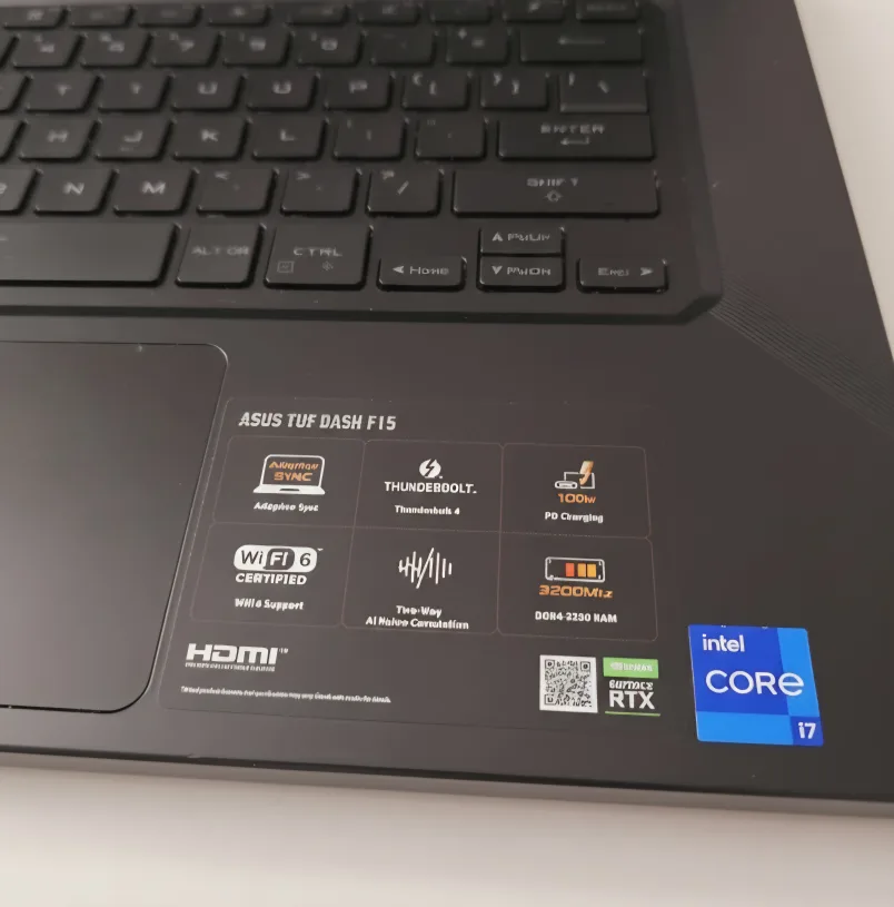 ASUS TUF Dash F15 Gaming Laptop 2021 image indicator(2)