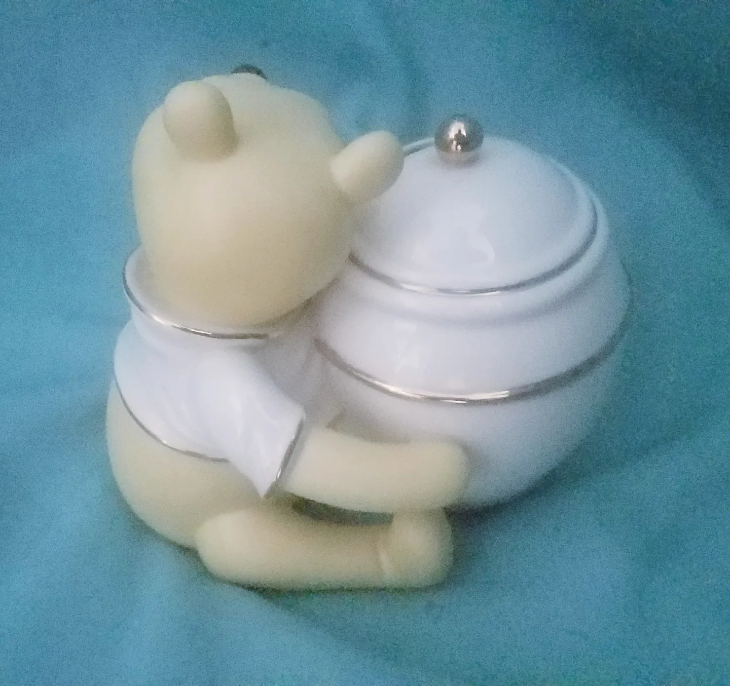 Disney Poohs Pot of Gold Piggy Bank  Excellent Condition image indicator(3)