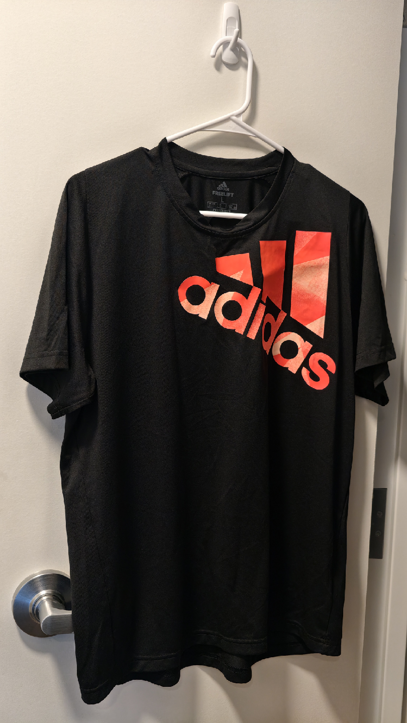 Adidas FREELIFT Black T-Shirt - Size L