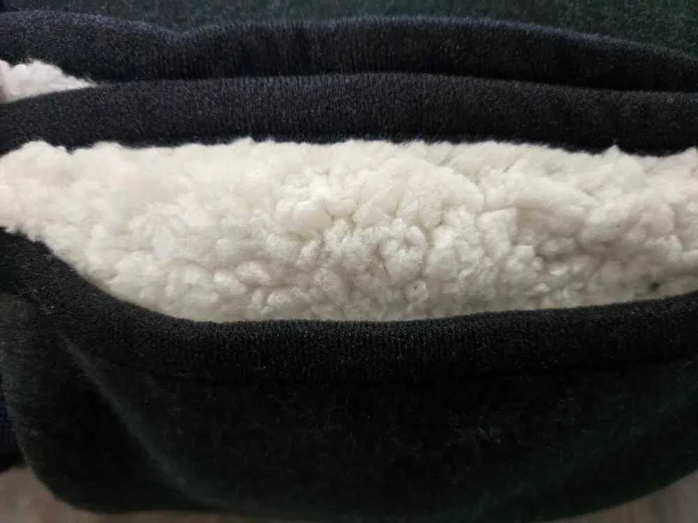 HB Stripes Fleece Blanket Roll - New image indicator(3)