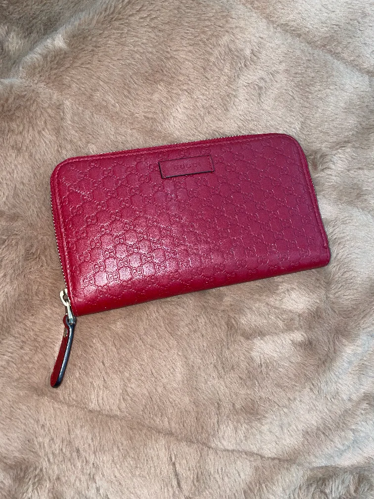 Gucci Guccissima Leather Zip Around Wallet thumbnail