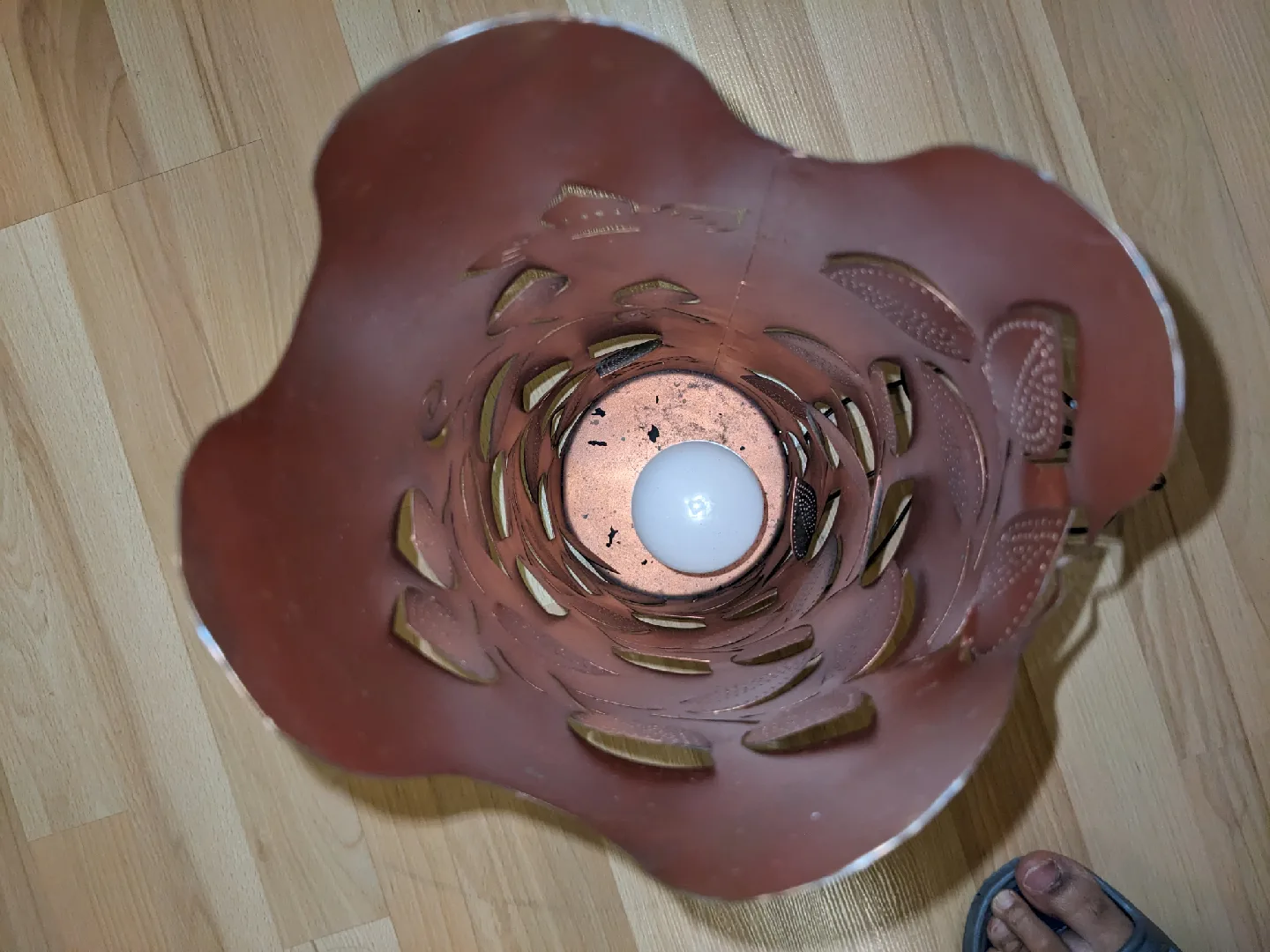 Metal Vase/Lamp with Leaf Cutout Design image indicator(3)