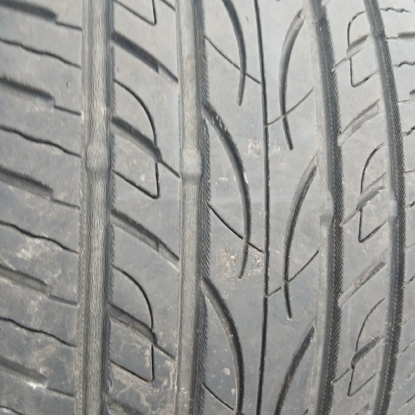 2 Perelin tires DOT 2021 & 2018 image indicator(2)