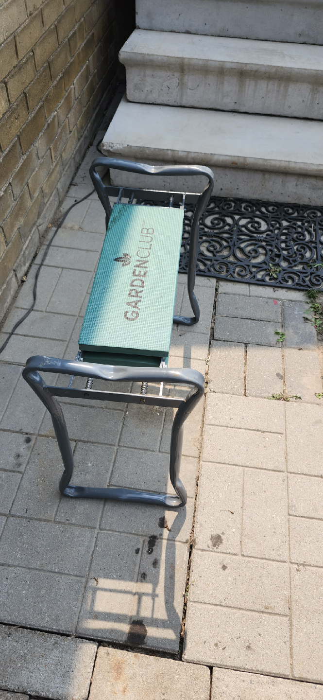 Garden Club Kneeler and Seat price firm