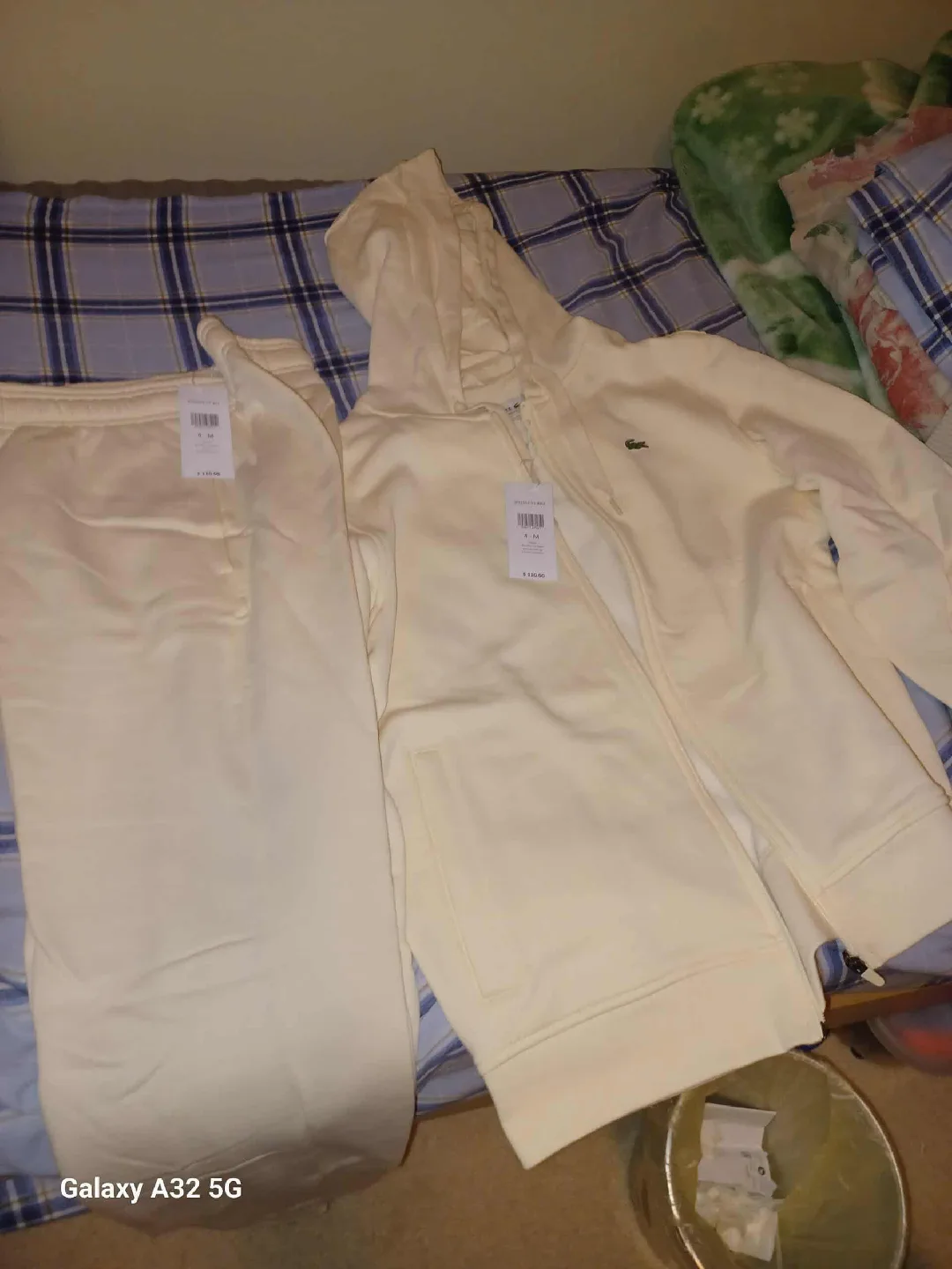 Lacoste Full Zip Hoodie & Jogger Set - Size M image indicator(3)