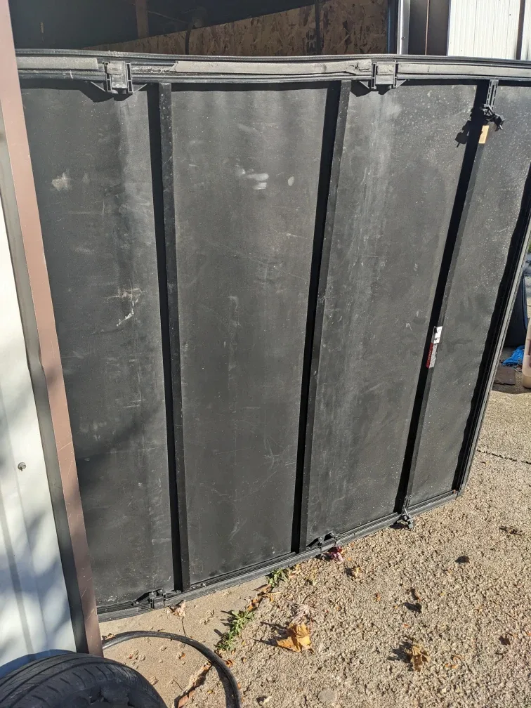 TrailFX Truck Bed Cover - Black image indicator(3)