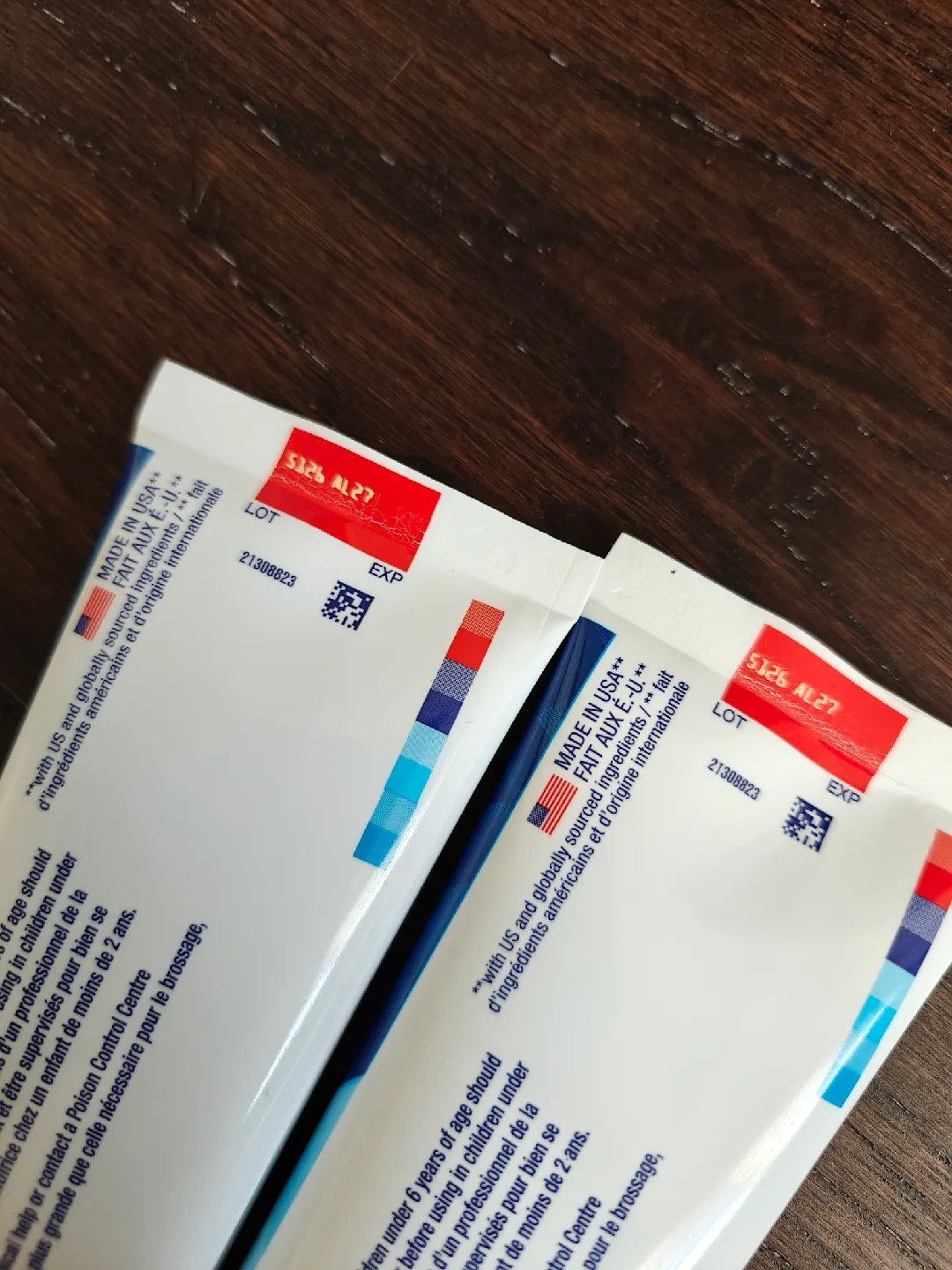 Crest 3D White Arctic Fresh Toothpaste image indicator(2)