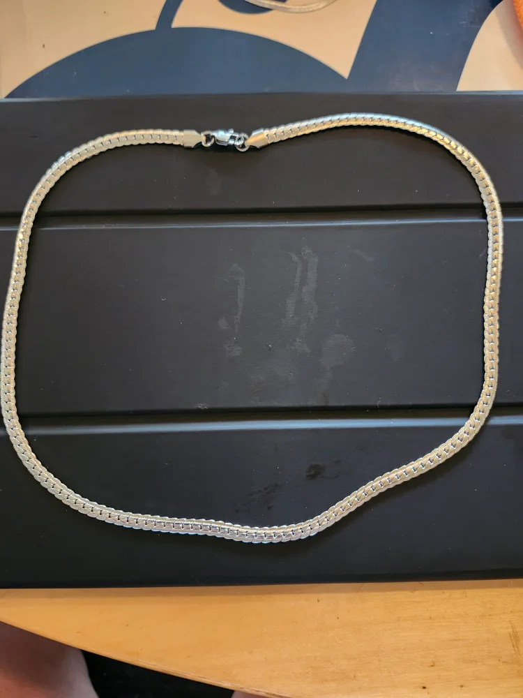 Silver Herringbone Chain thumbnail