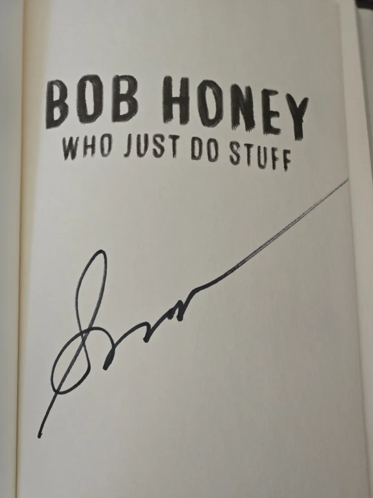 Bob Honey Who Just Do Stuff by Sean Penn image indicator(2)