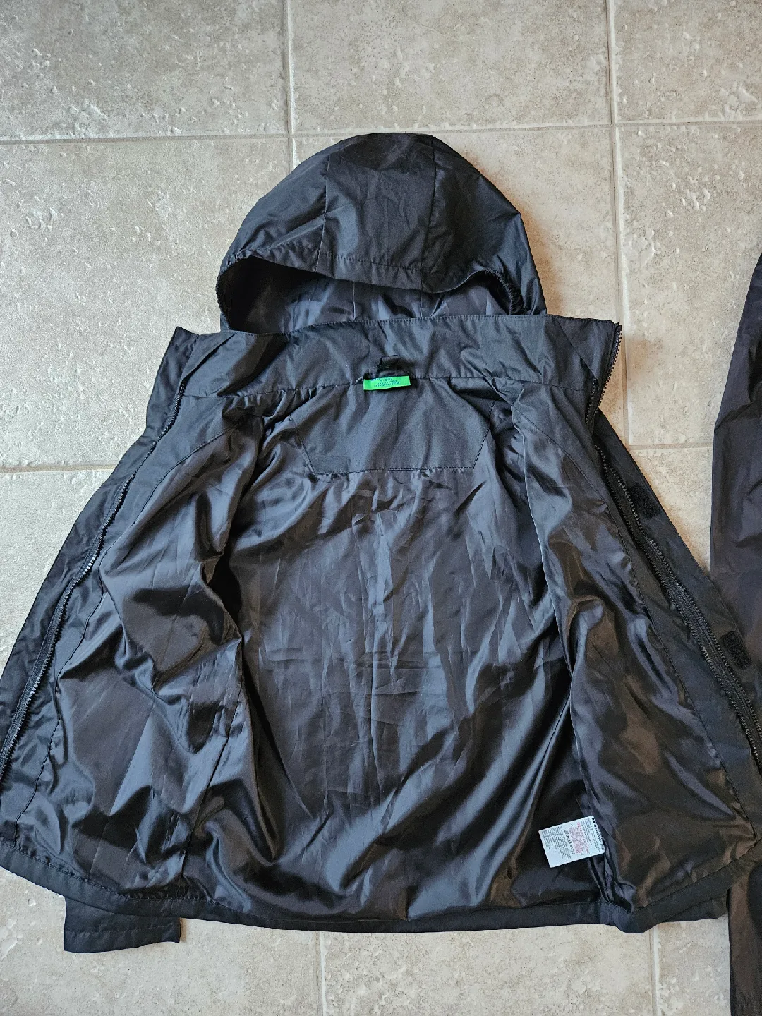 Mountain Warehouse Rain Jacket and Pants (Size 9-10 years) image indicator(2)