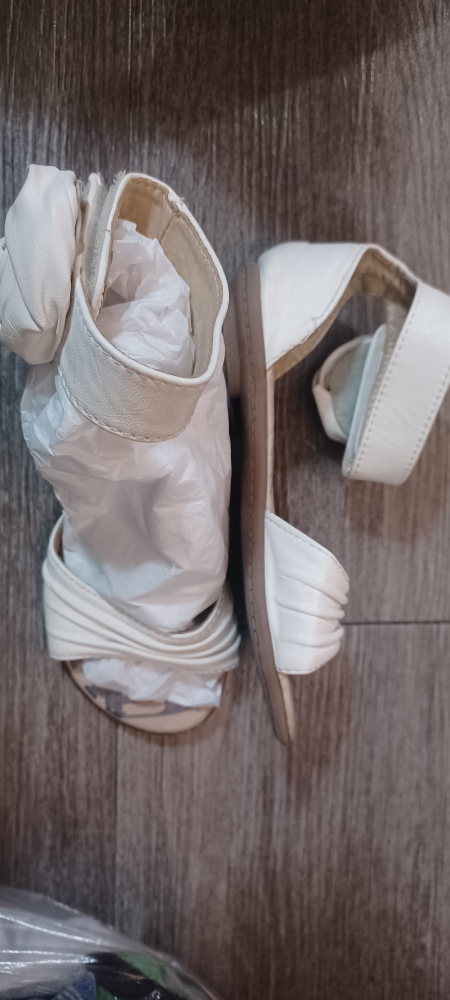 White Leather Sandals with Ankle Strap