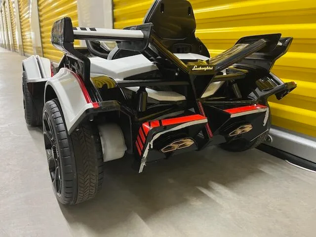 Lamborghini Kids Ride-On Car image indicator(3)