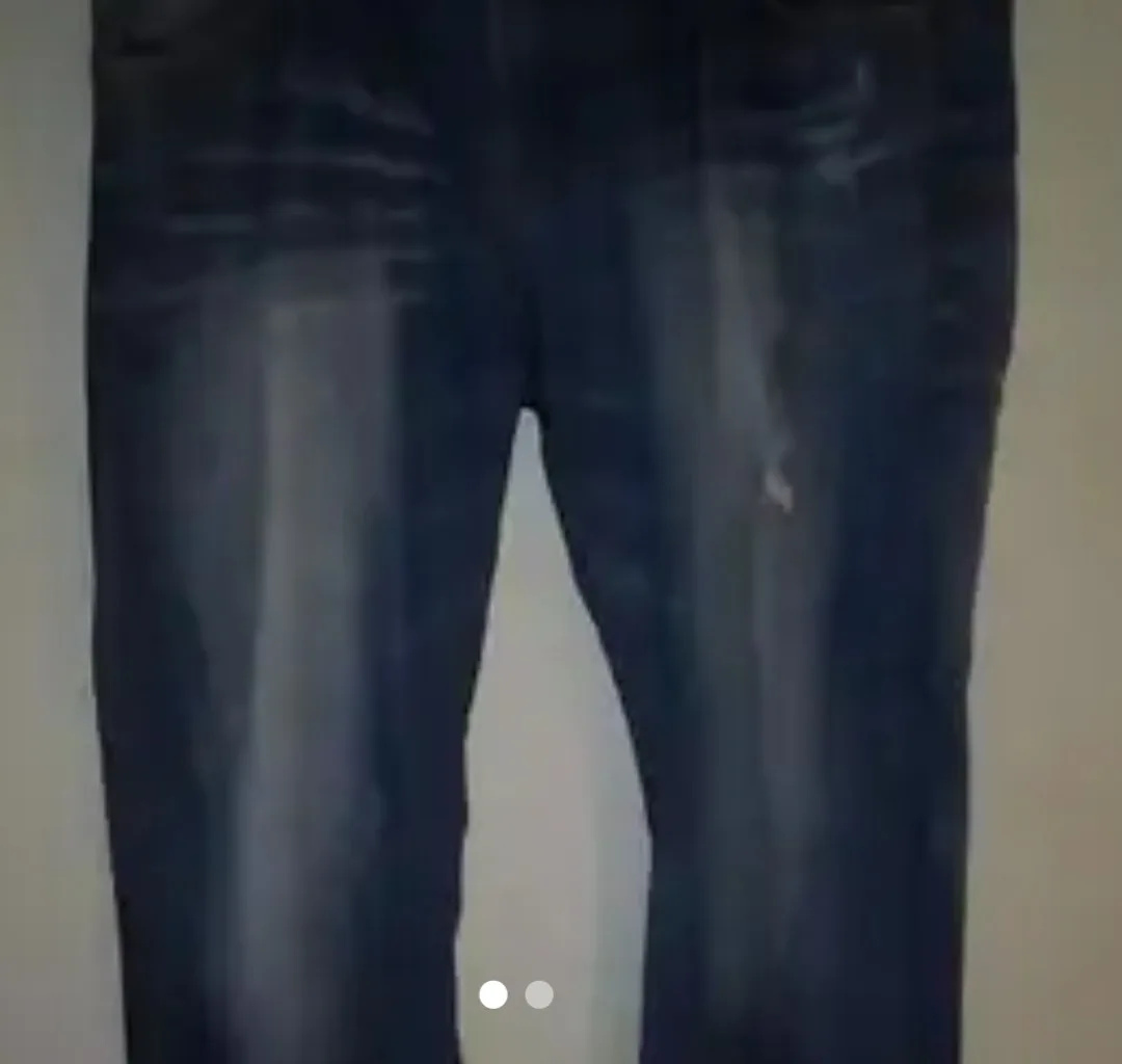 Baggy Blue Jeans thumbnail