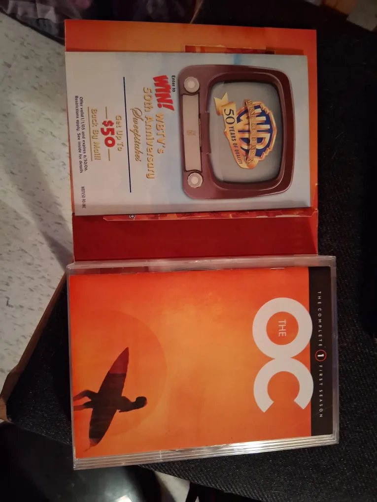 The OC: The Complete First Season DVD image indicator(4)