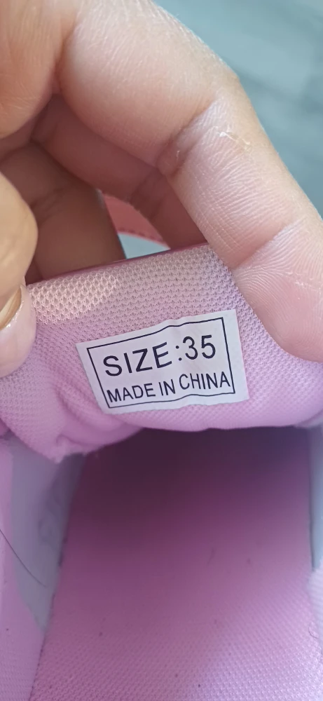 Miya Miya Pink Roller Shoes - Size 35 - photo 2