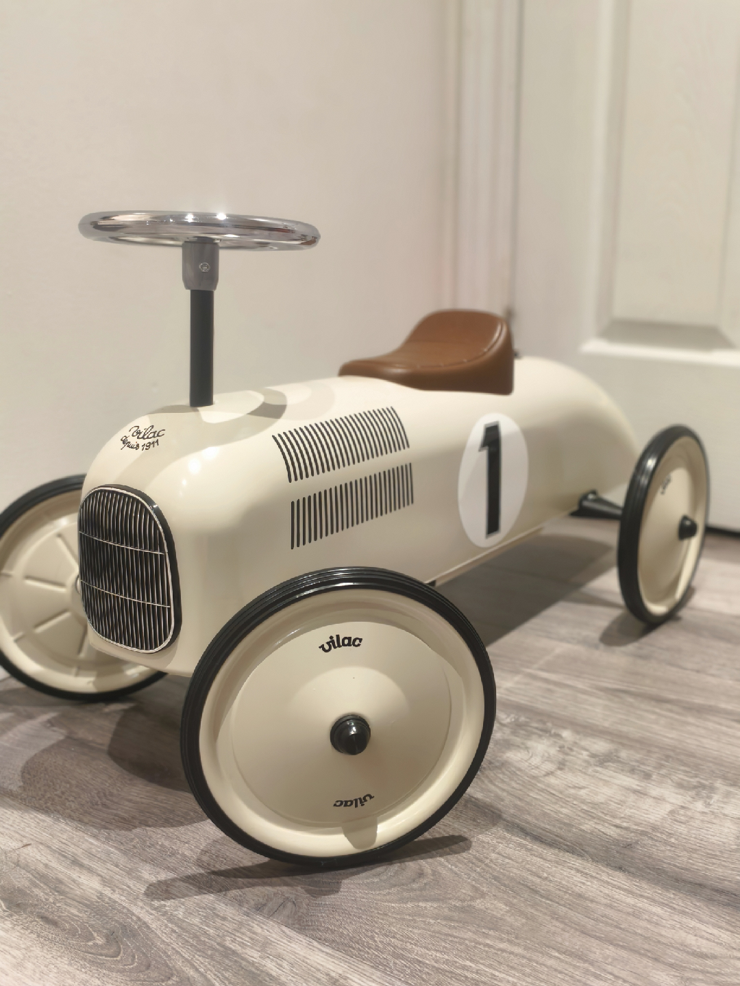 VILAC Ride-On Metal Car - Cream