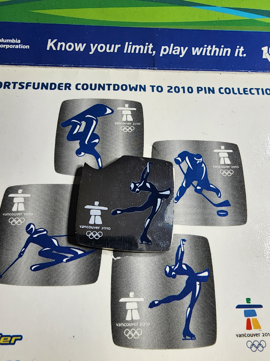 Vancouver 2010 Olympic Winter Games Pin Collection - photo 3