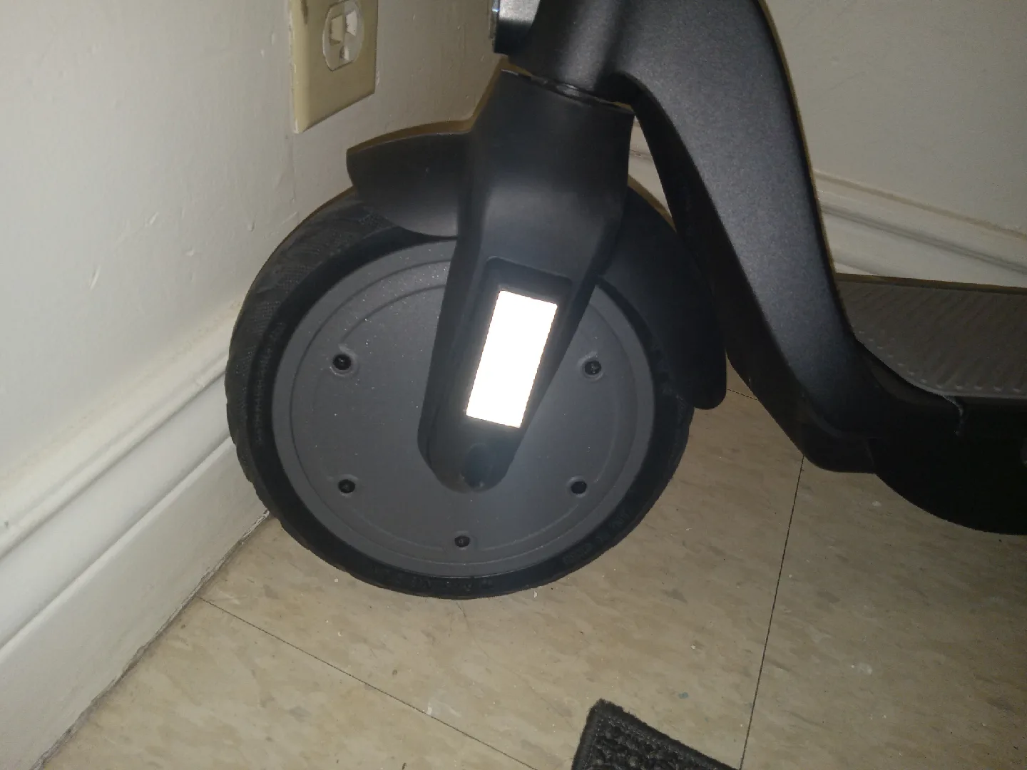 IZIP Electric Scooter image indicator(8)