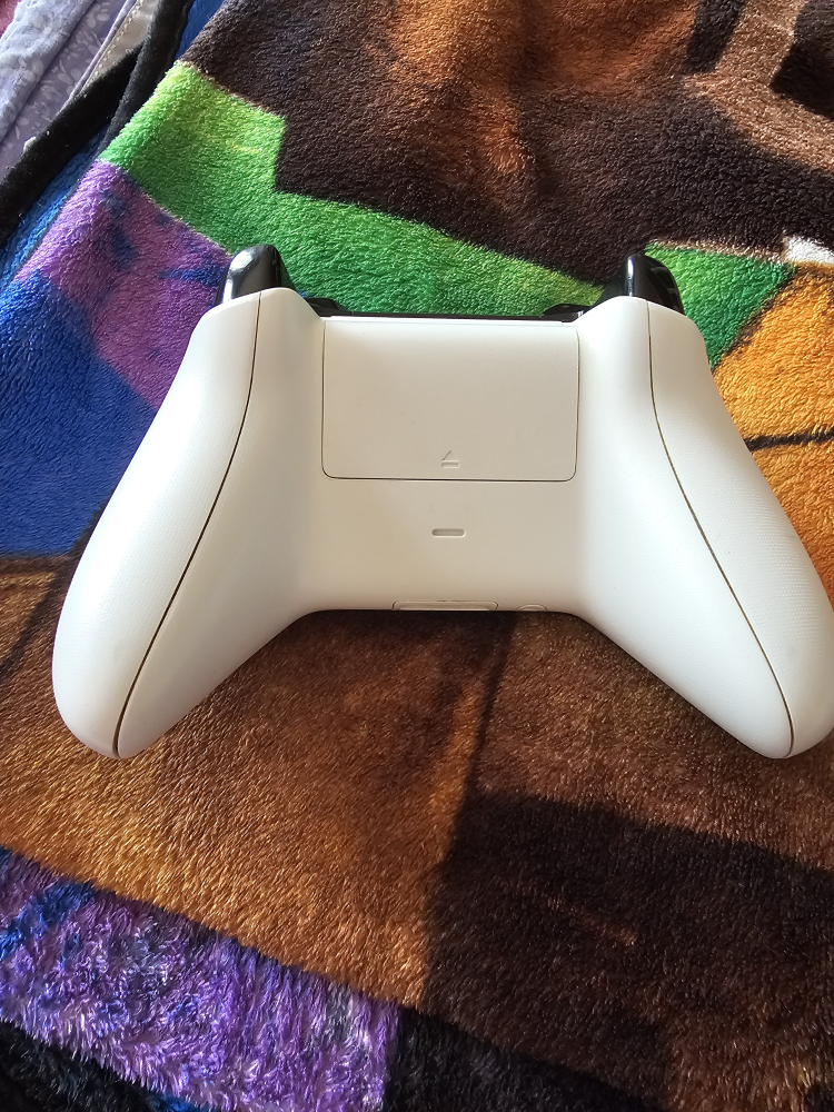 Xbox One Wireless Controller - Model 1708 - photo 5