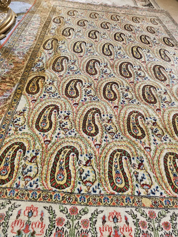 Antique hand knoted Persian Rug all wool image indicator(2)